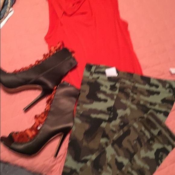 Meet your Posher, Melody - Picture 1 of 1